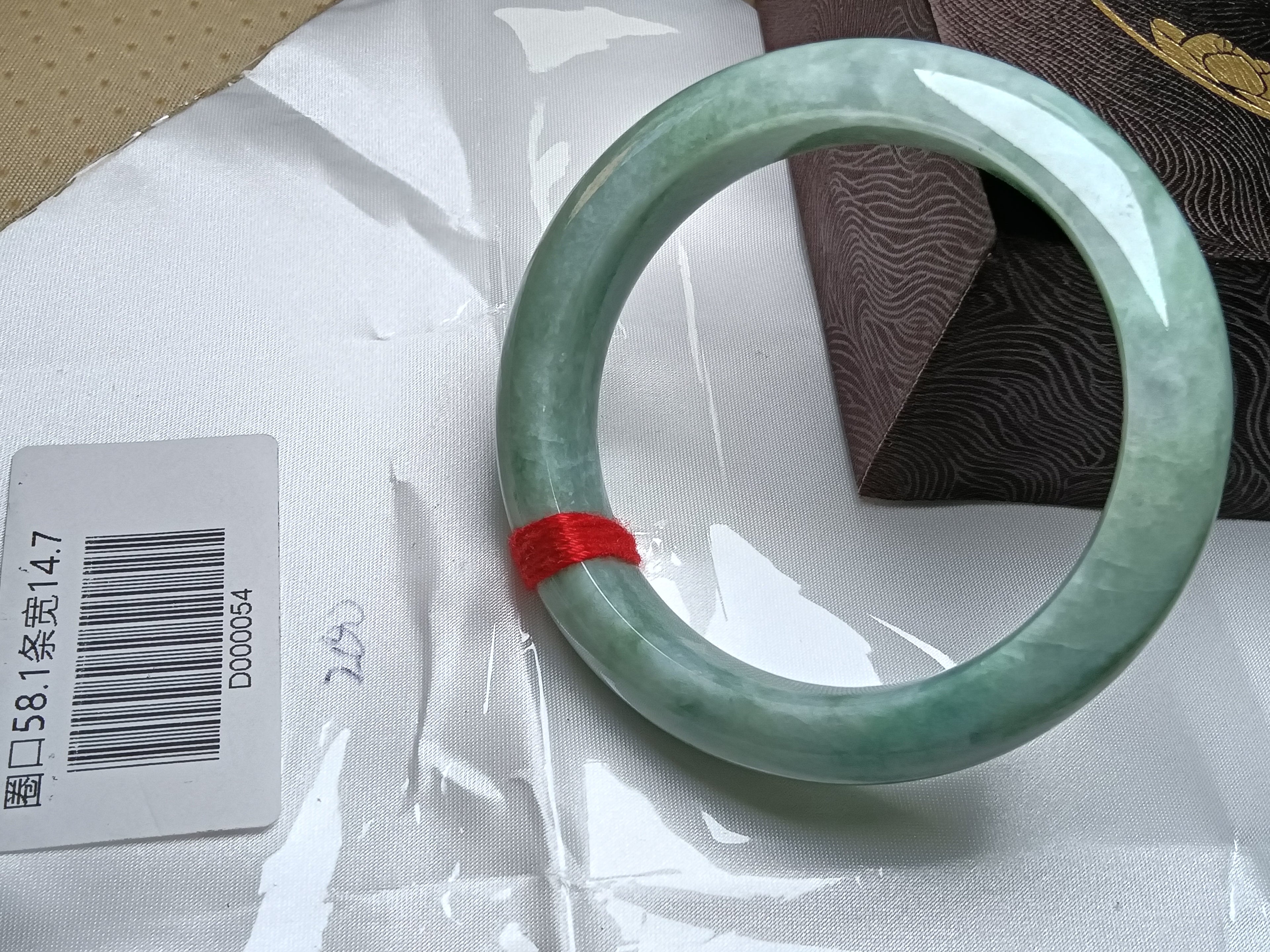 Full Apple Green Even color Nature Type-A Jadeite Bangles (Size:58mm)