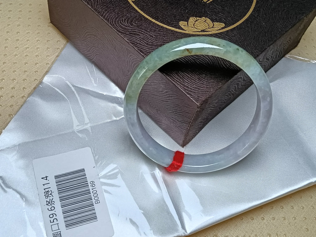 Half Water/Half Mountian Withe mixed Green Nature Type-A Jadeite Bangles (Size:59-60mm)#B169