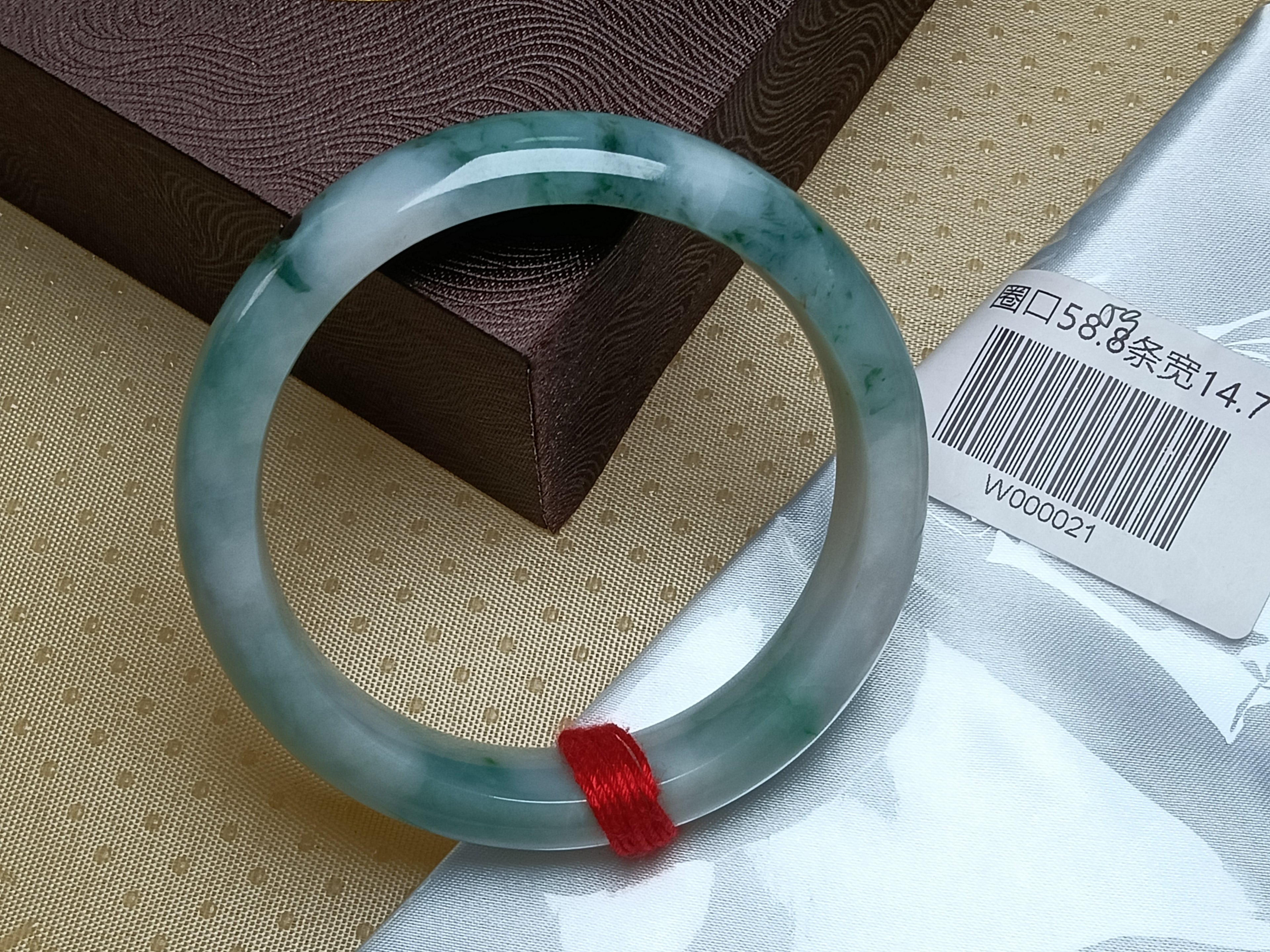 Light Green with Floating Flower Nature Type-A Jadeite Bangles (Size:59mm)