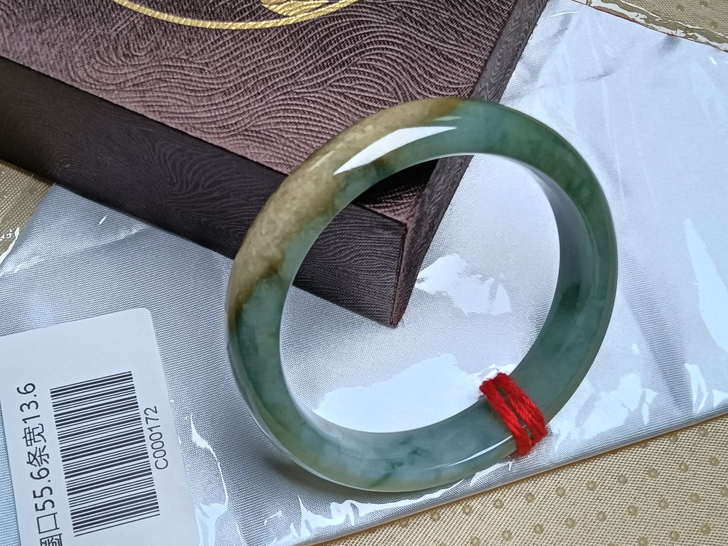 Light Green with Sajin Flowing Flower Nature Type-A Jadeite Bangles (Size:55-56mm)# C172