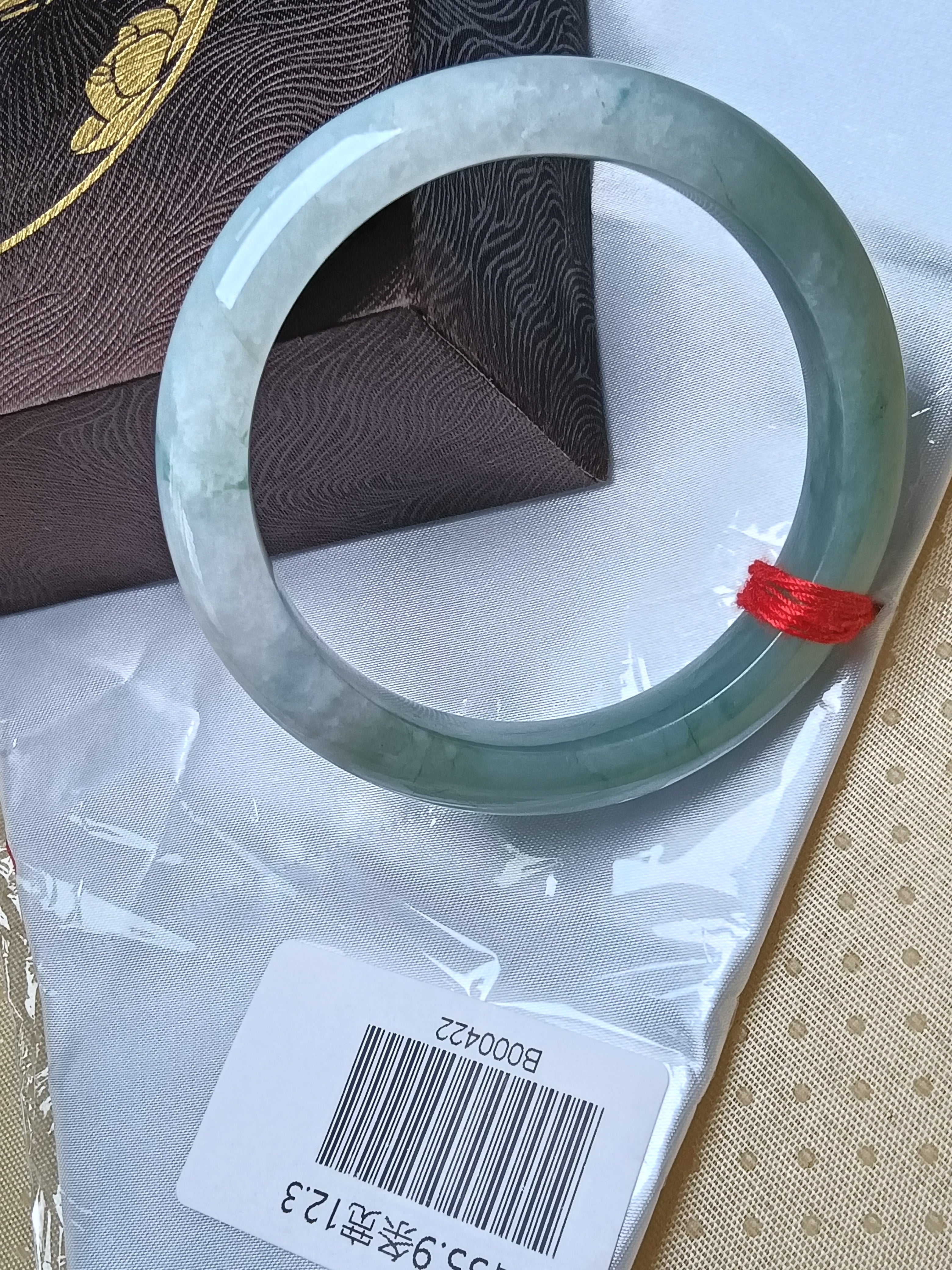 Traditional Bracelet Apple Green Burmese JGIA Certified Jadeite Bangle (Size:55-56mm)