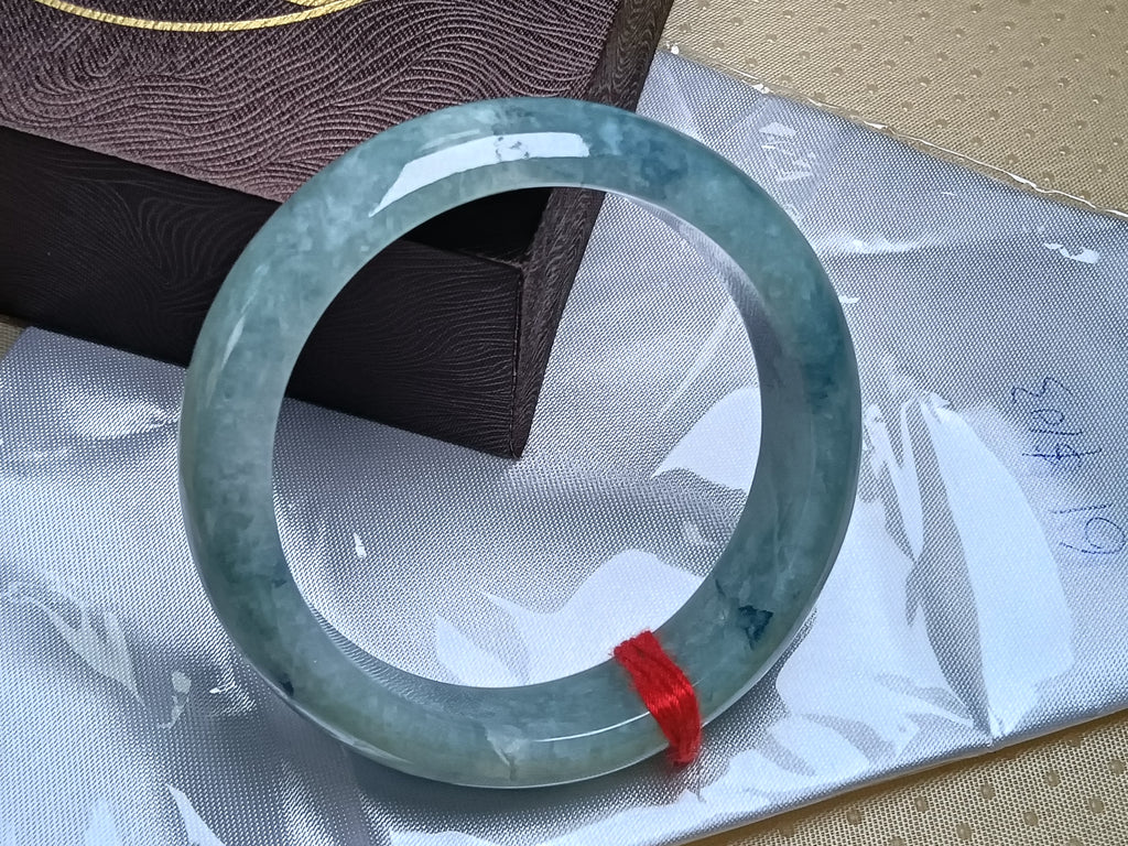 Light Green with Dark Green Inclusion Burmese Jadeite Bracelet with Certificate (Size:61mm) #B6103